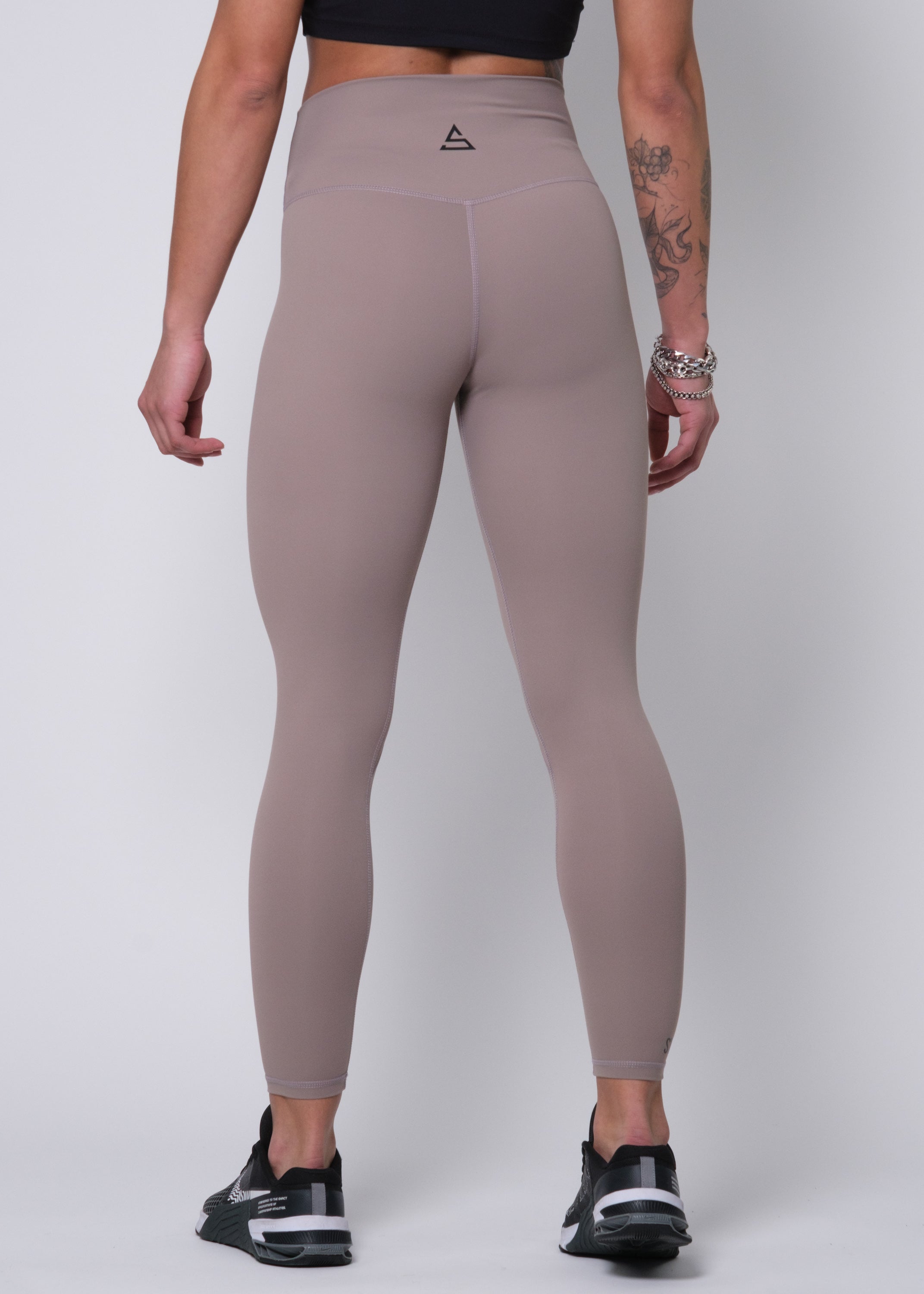 Ce Legging de sport est idéal pour vos séances d'entrainement.